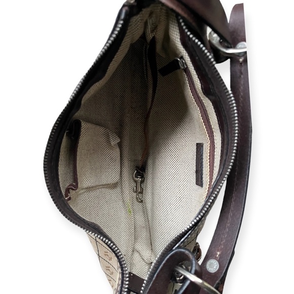 Dooney & Bourke Tan & Brown Signature Logo Maxi Quilt Baguette Shoulder Bag - Picture 14 of 15